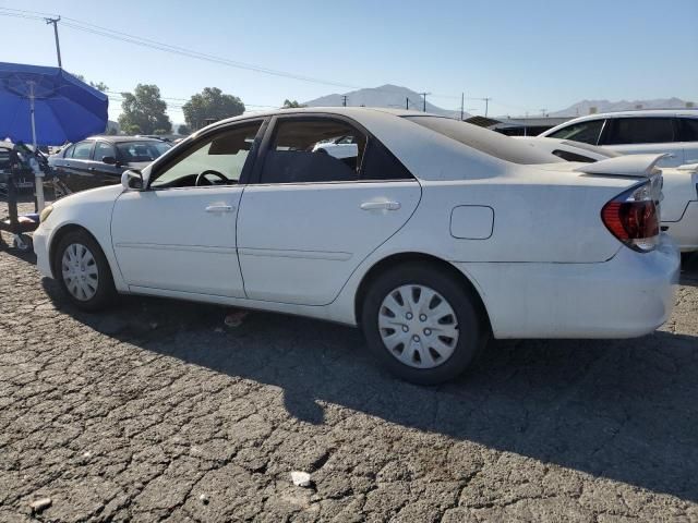 2005 Toyota Camry LE