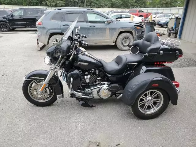 2018 Harley-Davidson Flhtcutg TRI Glide Ultra