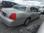 2006 Lincoln Town Car Signature Limited