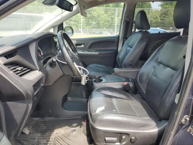 2018 Toyota Sienna SE