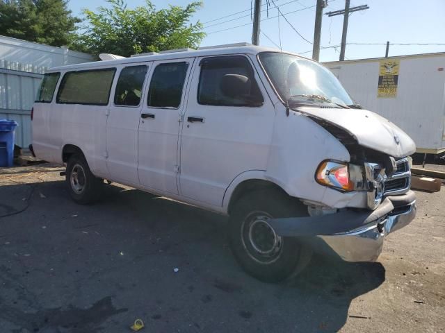 2002 Dodge RAM Wagon B3500