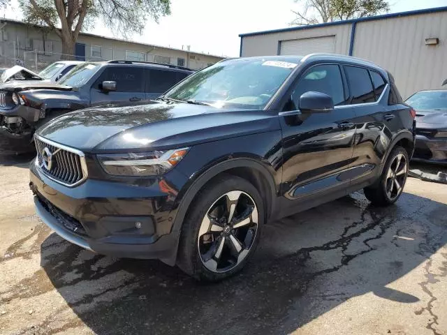 2019 Volvo XC40 T5 Inscription