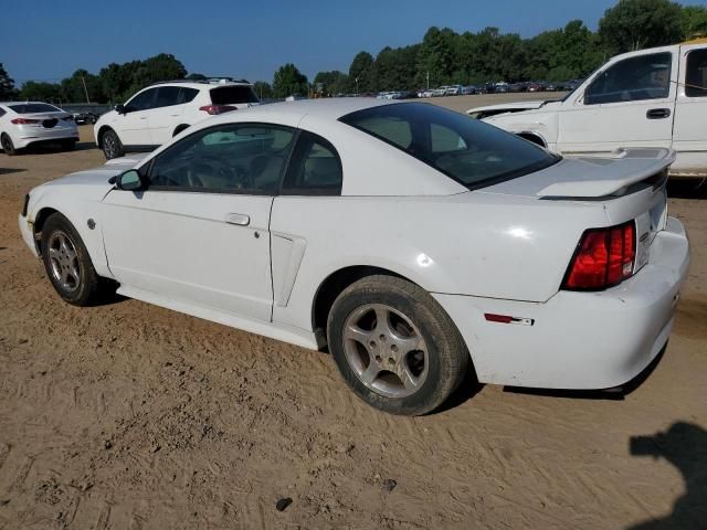 2004 Ford Mustang