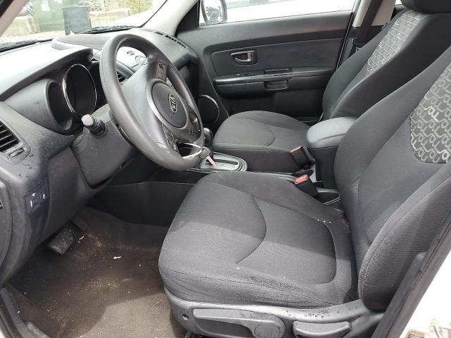 2010 KIA Soul +