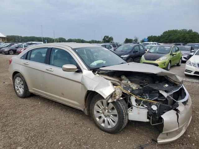 2014 Chrysler 200 LX