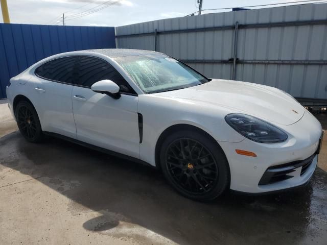 2018 Porsche Panamera 4S