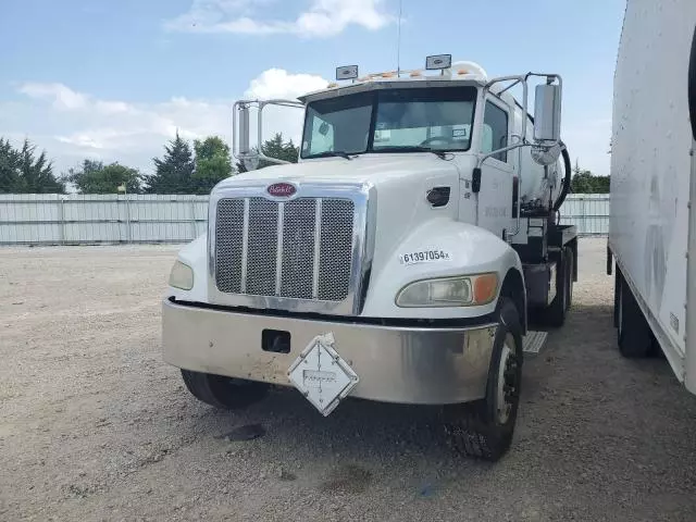 2006 Peterbilt 335