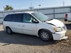 2005 Chrysler Town & Country Limited