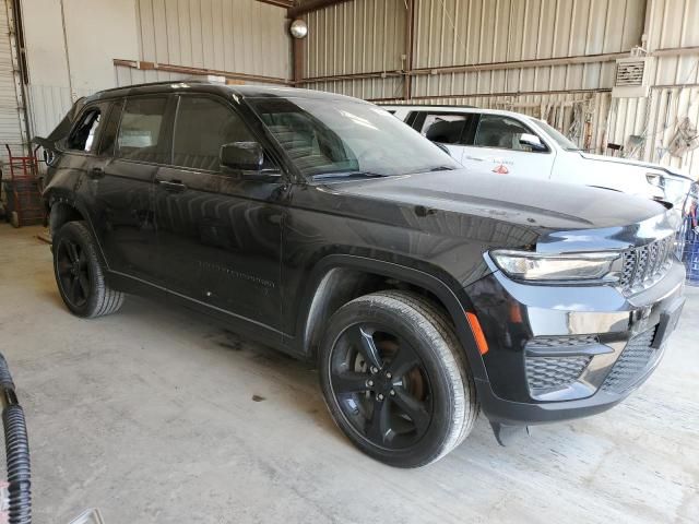 2023 Jeep Grand Cherokee Laredo