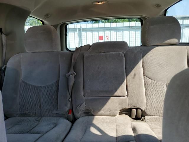 2004 Chevrolet Tahoe C1500