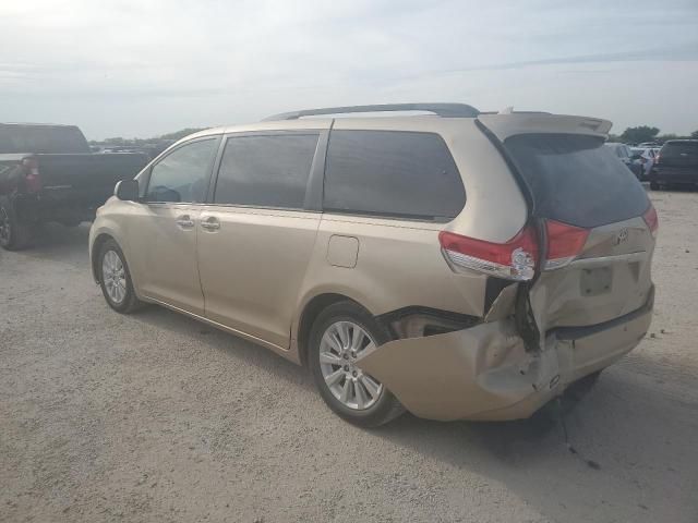 2011 Toyota Sienna XLE