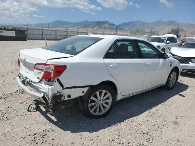 2014 Toyota Camry Hybrid