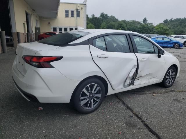 2022 Nissan Versa SV