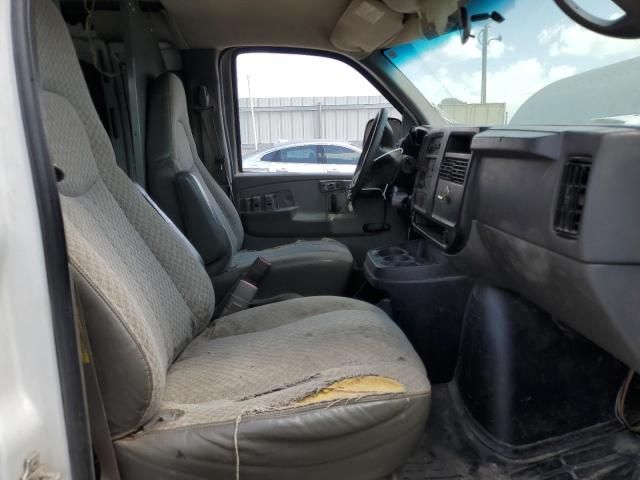 2005 Chevrolet Express G2500