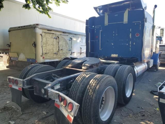 1998 Freightliner Conventional FLD120