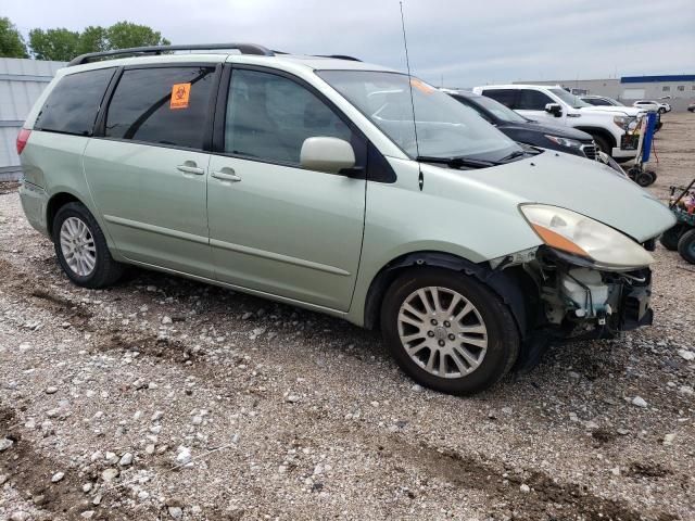 2008 Toyota Sienna XLE