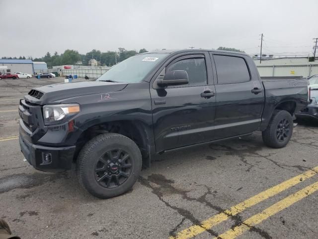 2015 Toyota Tundra Crewmax SR5