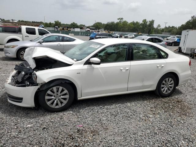 2014 Volkswagen Passat S