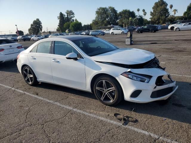 2019 Mercedes-Benz A 220