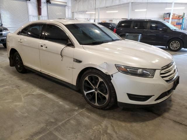 2015 Ford Taurus Limited