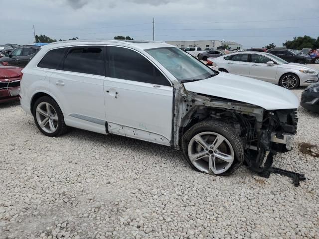 2019 Audi Q7 Prestige