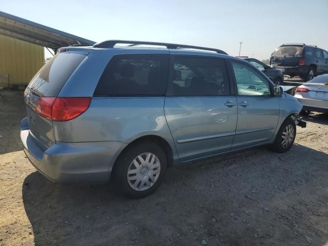 2009 Toyota Sienna CE