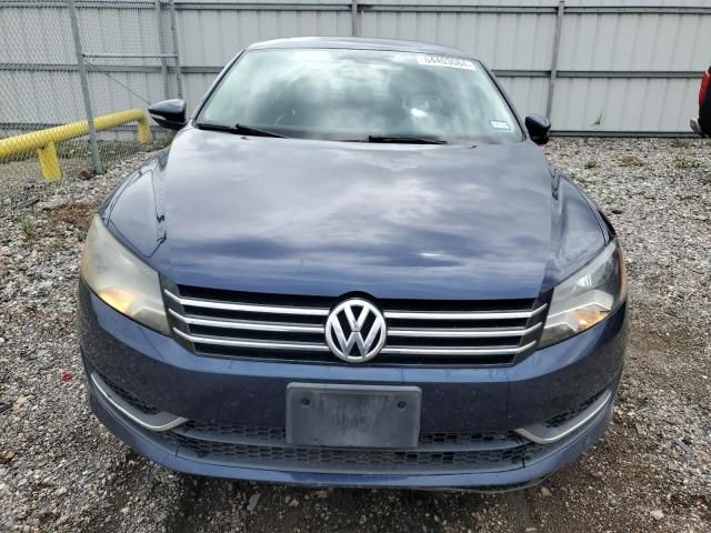 2012 Volkswagen Passat SE