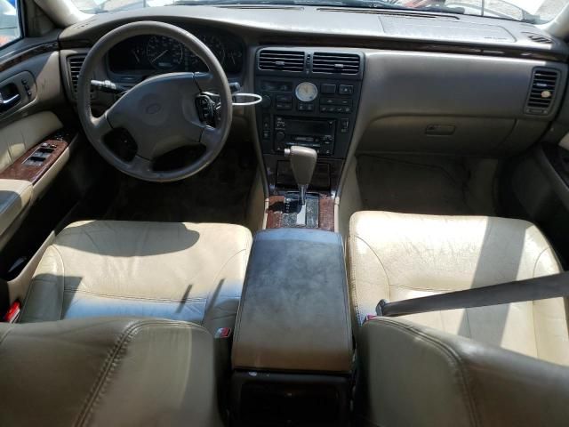 1999 Infiniti Q45 Base