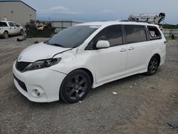 Salvage cars for sale at Earlington, KY auction: 2016 Toyota Sienna SE