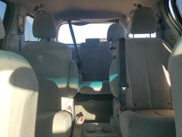 2012 Toyota Sienna LE