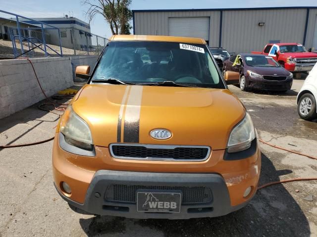 2010 KIA Soul +