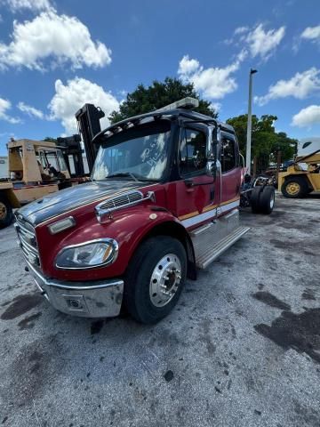 2010 Freightliner M2 106 Medium Duty