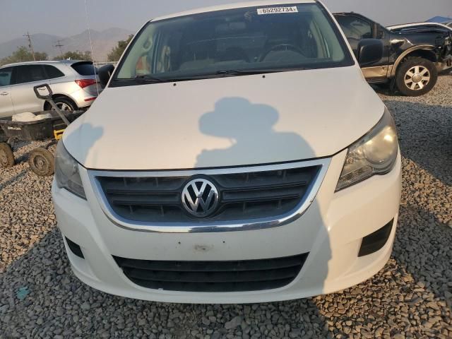 2009 Volkswagen Routan S