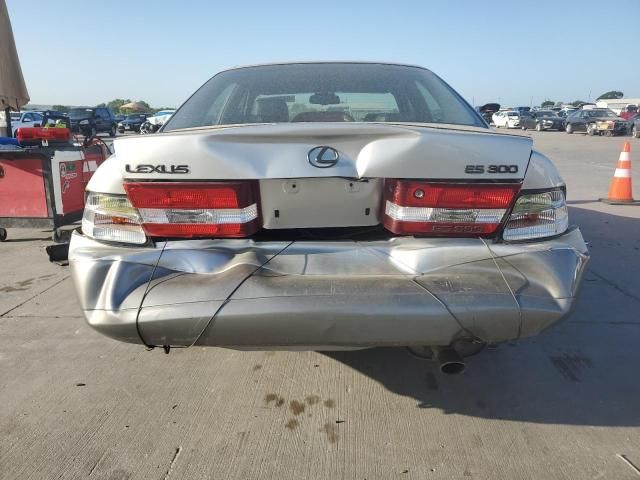 2000 Lexus ES 300