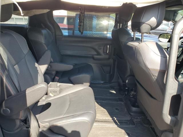 2021 Toyota Sienna XSE