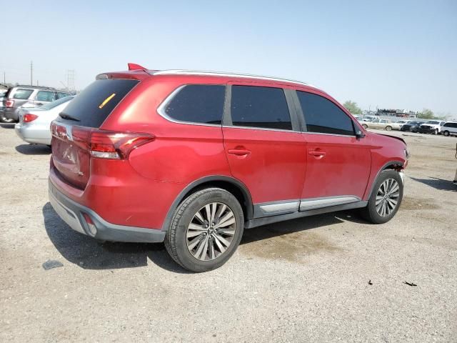 2020 Mitsubishi Outlander SE