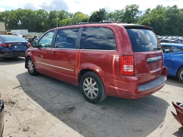 2010 Chrysler Town & Country Touring