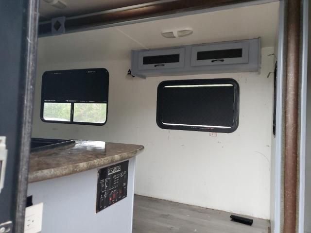 2014 Jayco Trailer