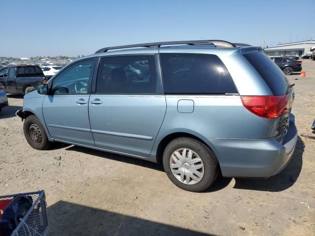 2009 Toyota Sienna CE