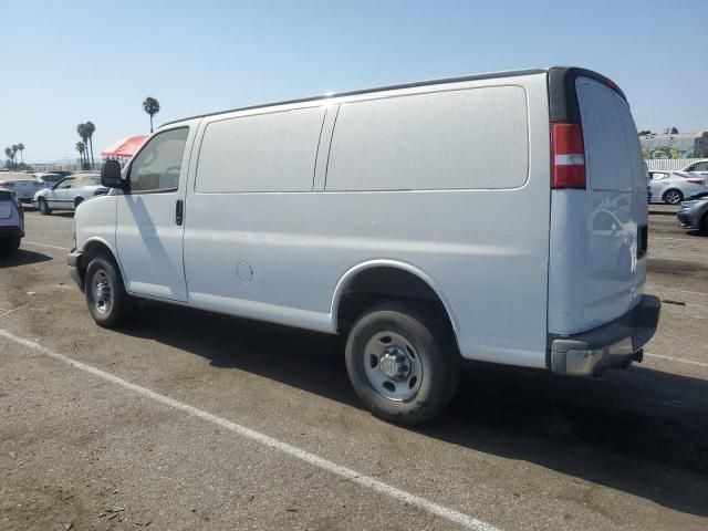 2022 Chevrolet Express G2500