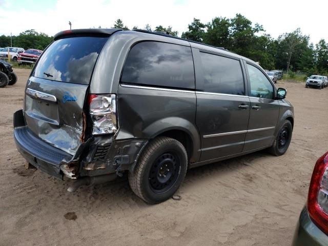 2010 Chrysler Town & Country Touring