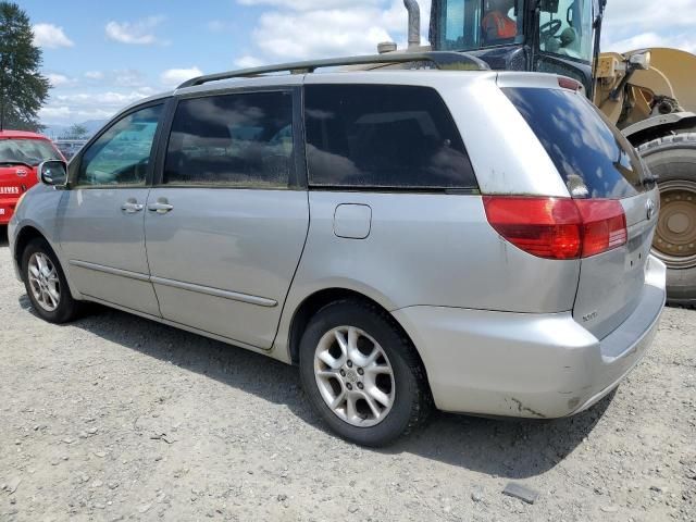 2004 Toyota Sienna XLE