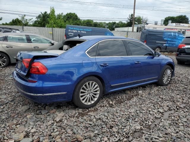 2016 Volkswagen Passat SE