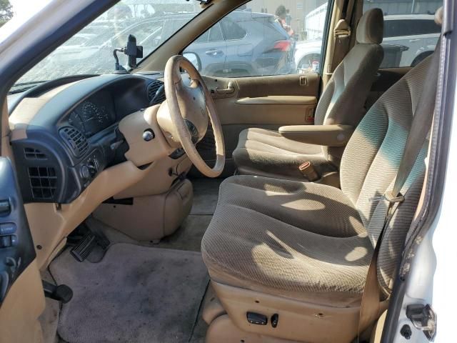 1997 Dodge Grand Caravan LE