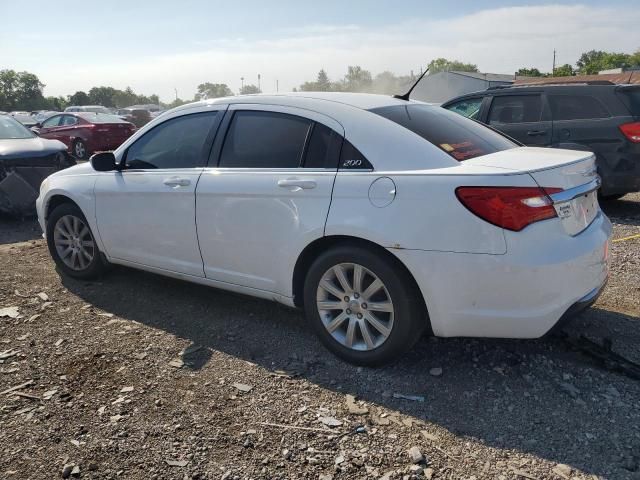 2013 Chrysler 200 Touring