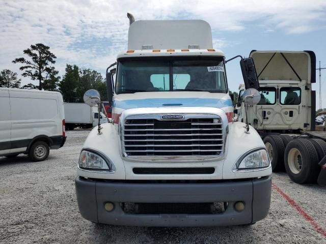 2006 Freightliner Conventional Columbia