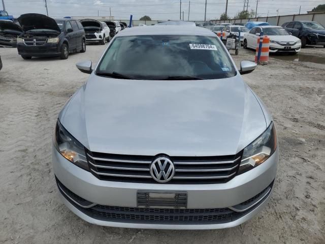 2012 Volkswagen Passat SE