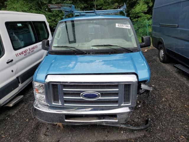 2014 Ford Econoline E350 Super Duty Van