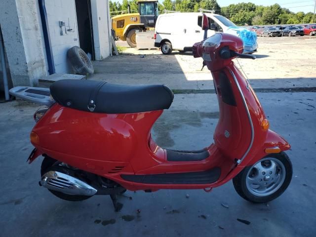 2004 Vespa M198F