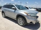 2016 Toyota Highlander LE